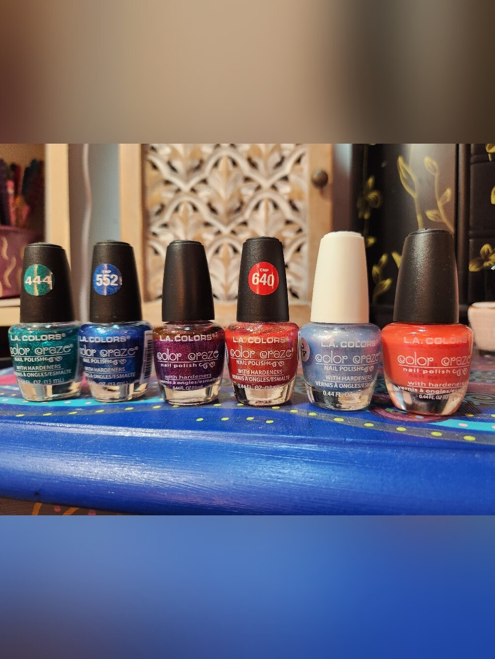 La Colors Set Of Six Shimmery Polishes